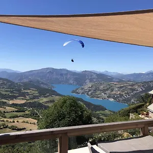 paralodge.fr-provencehotel.com/